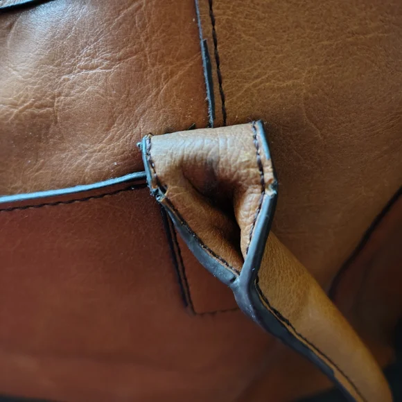 👜 Vintage Merona Cognac Vegan Leather Tote Bag - Picture 8 of 11